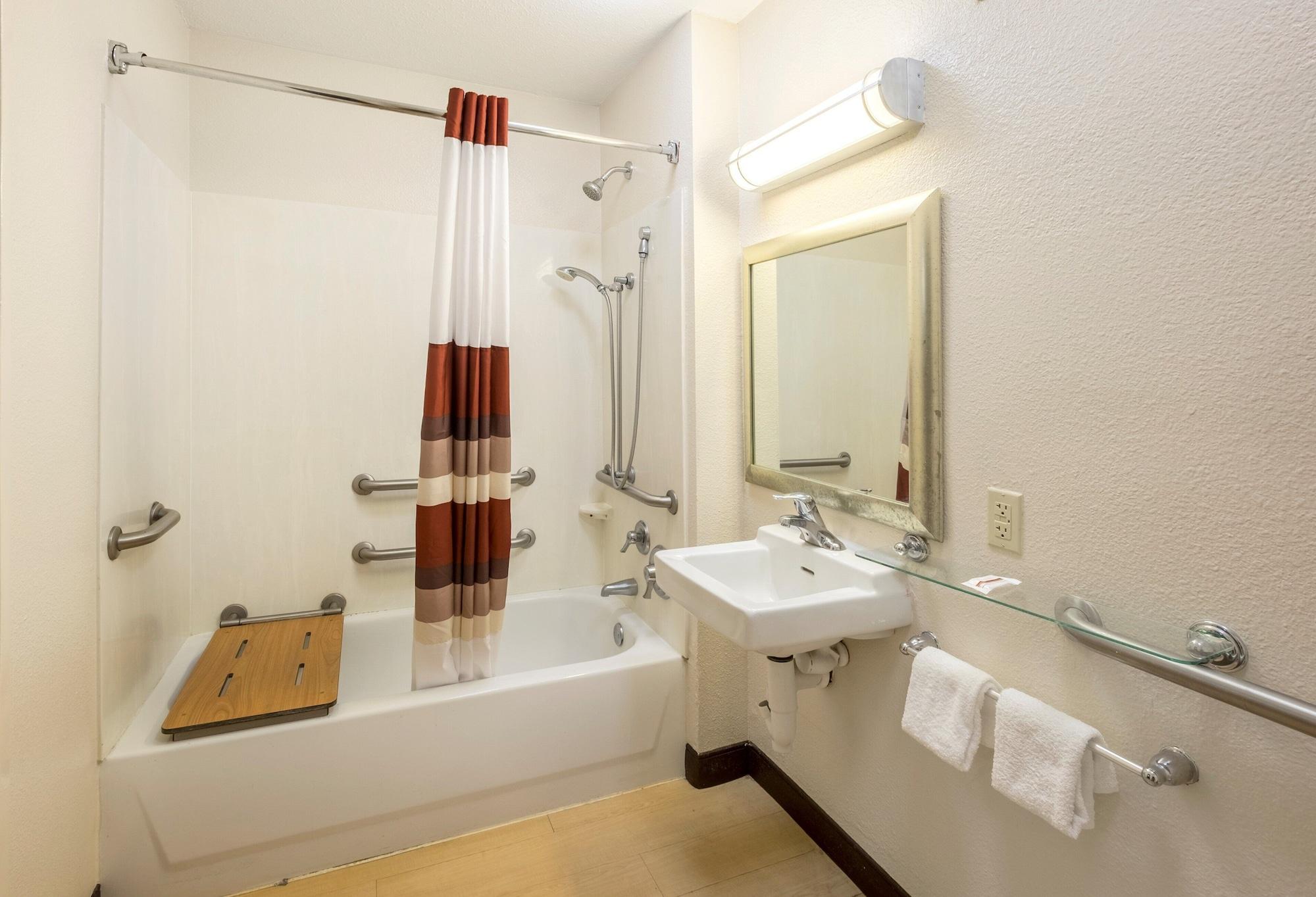 Red Roof Inn Jacksonville Airport מראה חיצוני תמונה