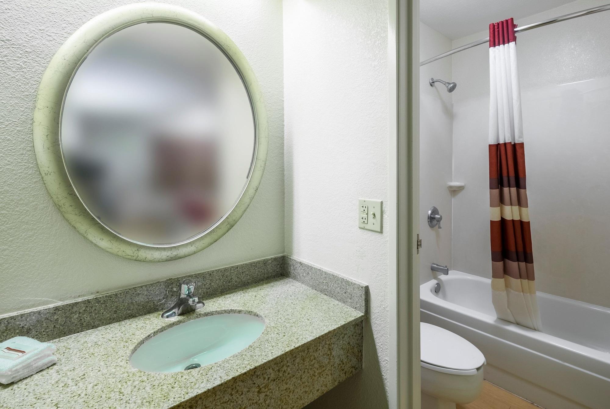 Red Roof Inn Jacksonville Airport מראה חיצוני תמונה